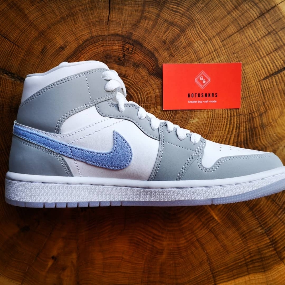 Jordan 1 Mid Wolf Grey